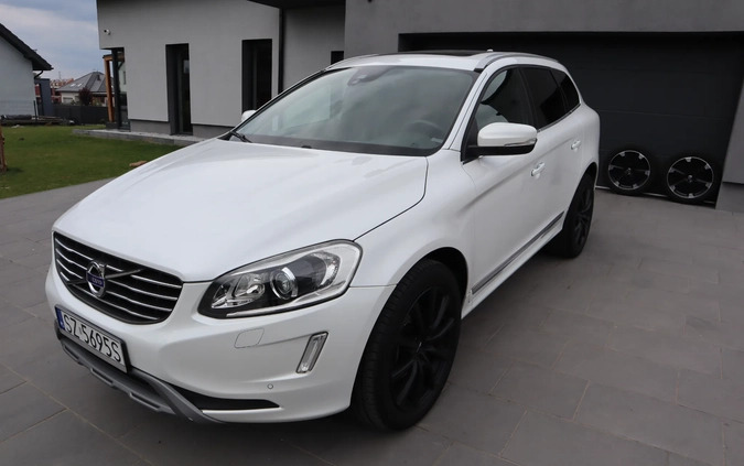 śląskie Volvo XC 60 cena 73000 przebieg: 203000, rok produkcji 2014 z Zabrze